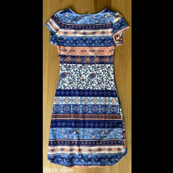 Mudd Mini Casual Dress, Blue Floral Pattern - Picture 2 of 4